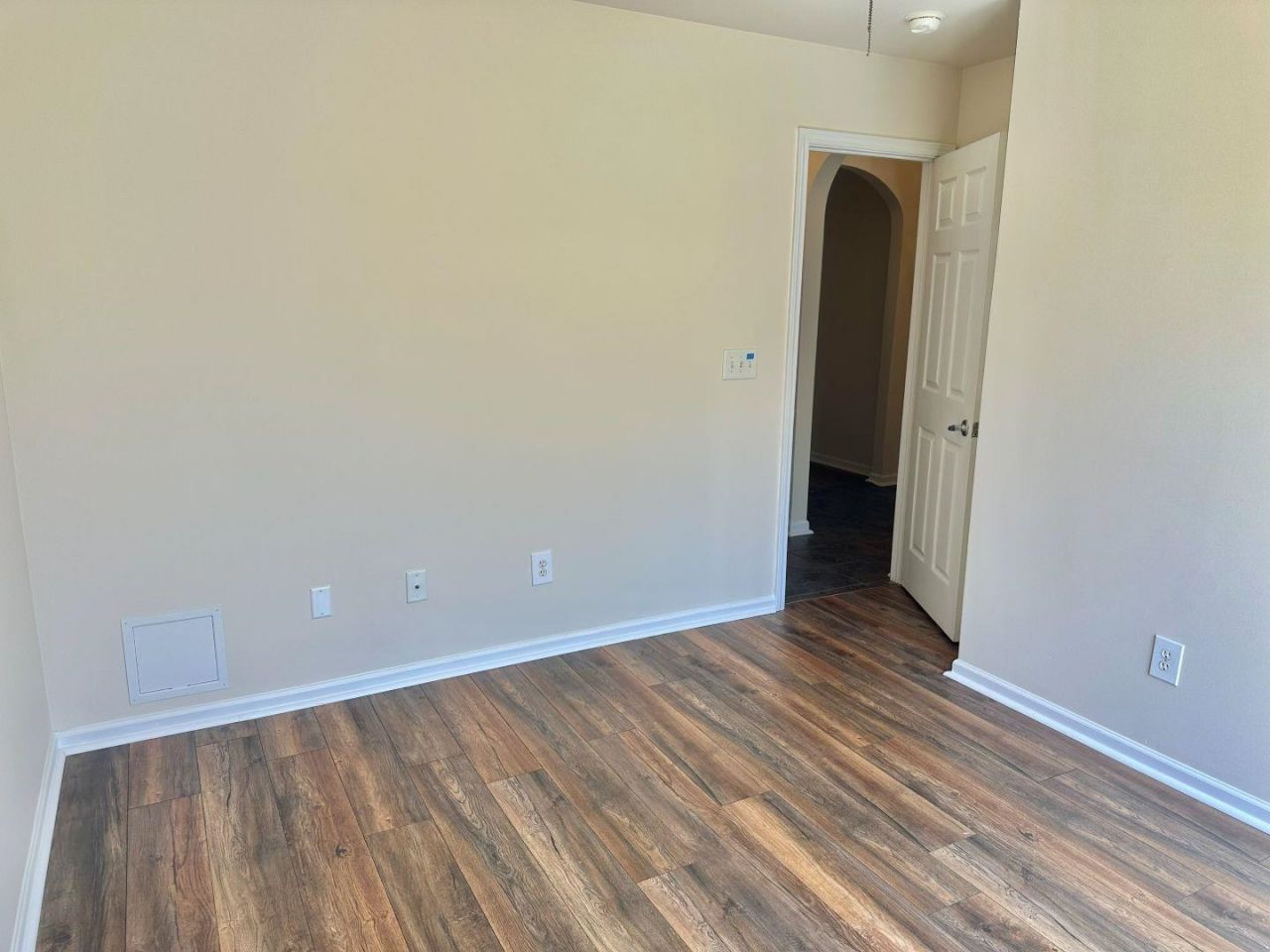 1616 Langley Dr. Photo 18