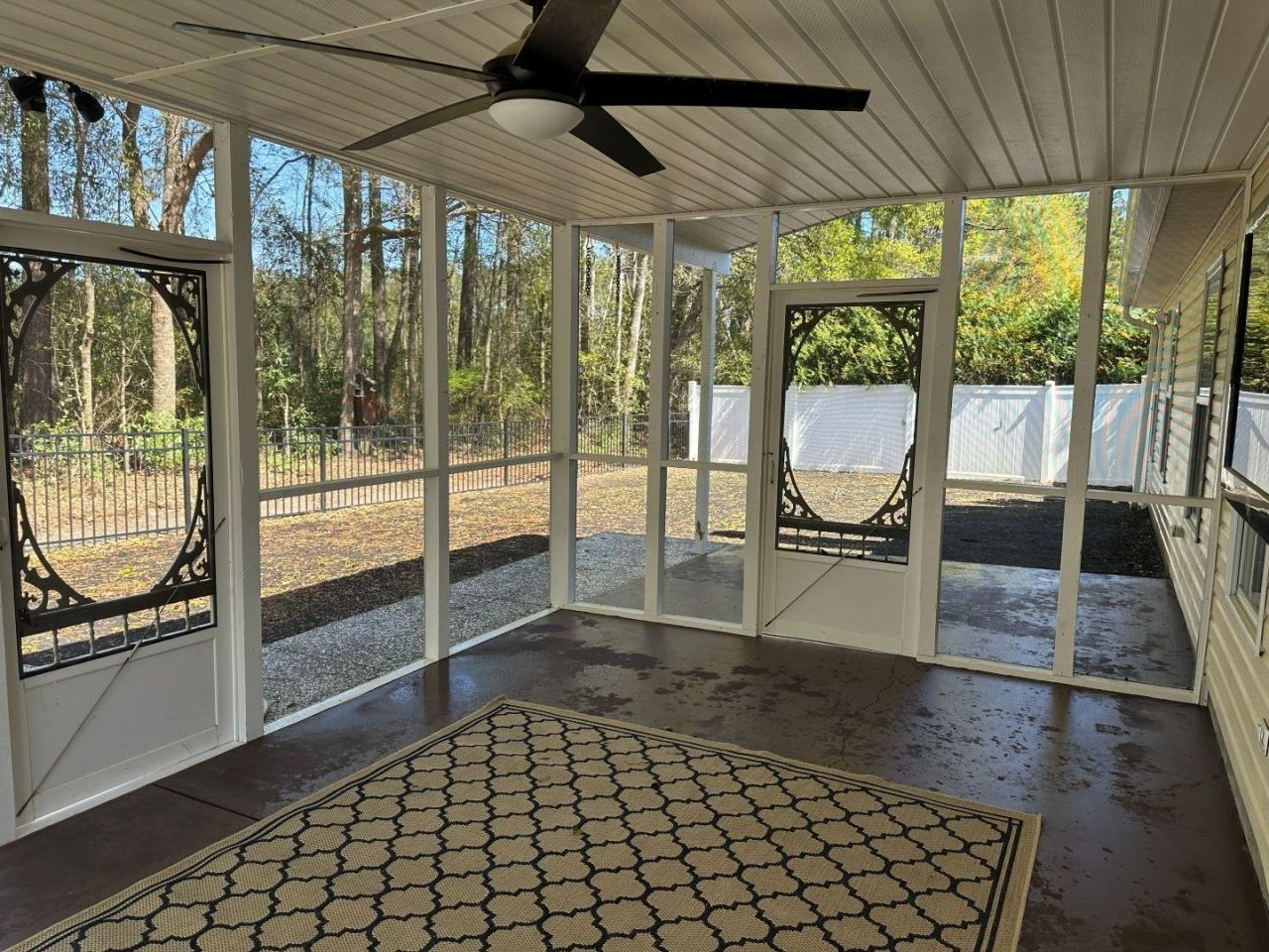 1616 Langley Dr. Photo 29