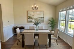 1616 Langley Dr. photo 4