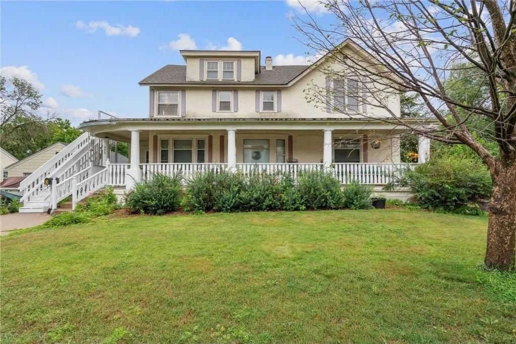 532 1st Avenue Ne, Osseo, MN 55369 Main Photo