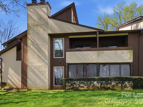 7160 Winery Lane , Charlotte, NC 28227