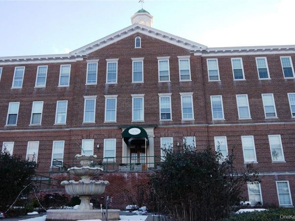 5307 Villa At The Woods, Peekskill, NY 10566