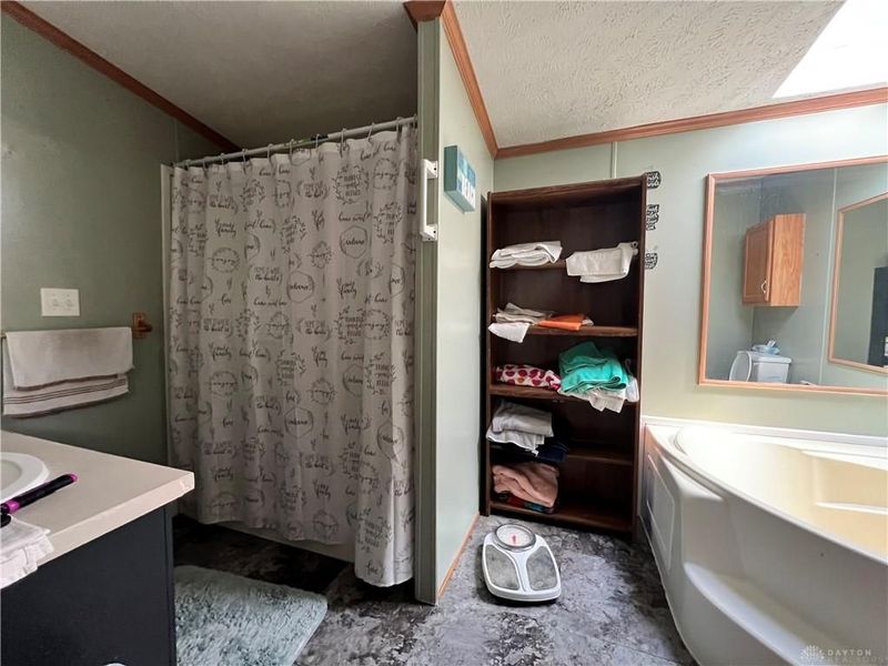 12224 Cordova, Medway, OH 45341 Photo 8