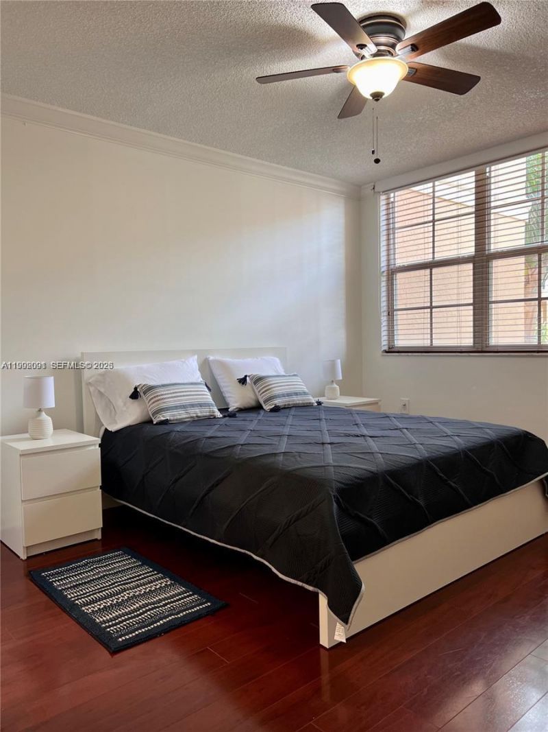 19555 E Country Club Dr , Unit 8503, Aventura, FL 33180 Photo