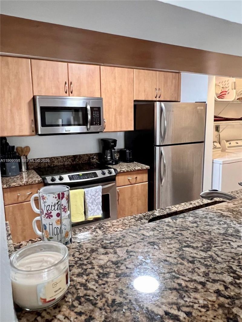 19555 E Country Club Dr , Unit 8503, Aventura, FL 33180 Photo