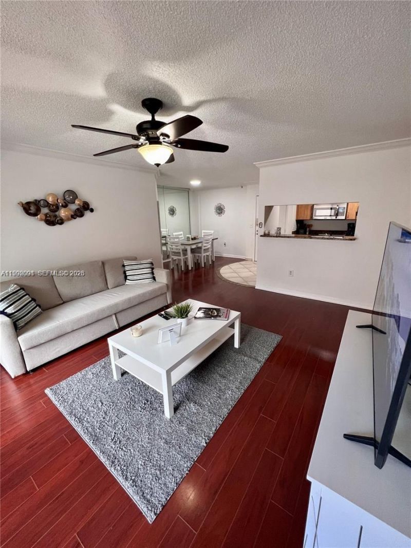 19555 E Country Club Dr , Unit 8503, Aventura, FL 33180 Photo