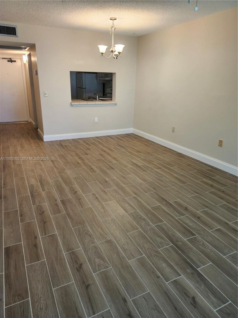 9410 Poinciana Pl, Unit 101, Davie, FL 33324 Photo