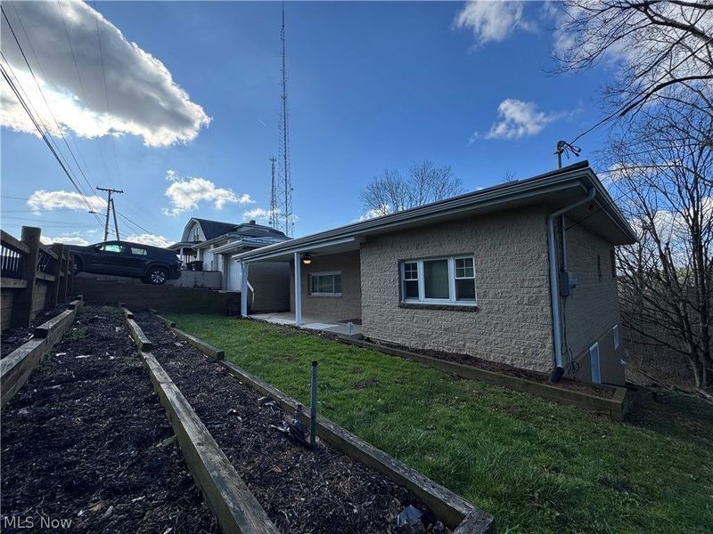 67457 Kirkwood Heights Road, Bridgeport, OH 43912 Photo 2