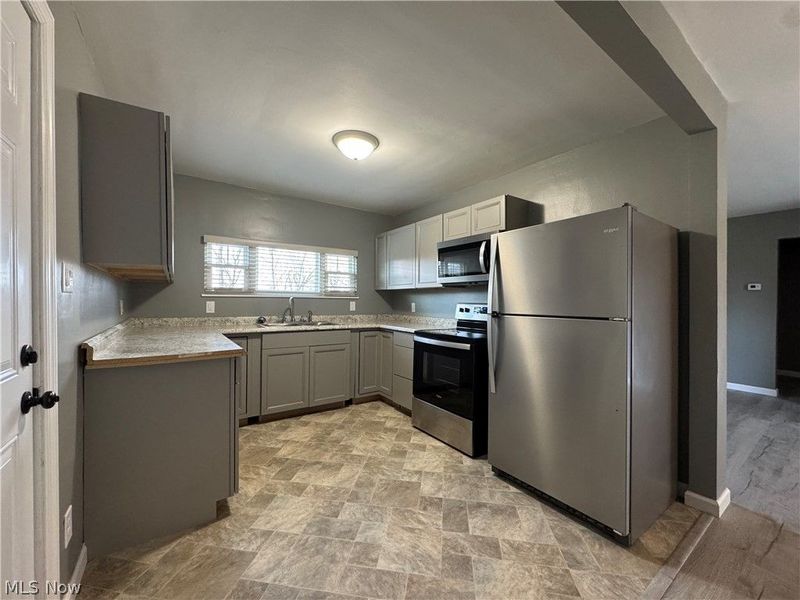 67457 Kirkwood Heights Road, Bridgeport, OH 43912 Photo 8