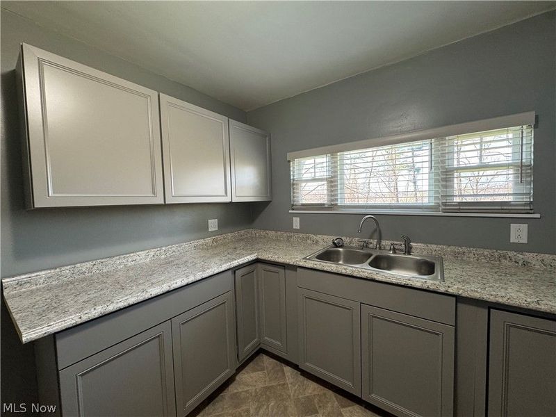 67457 Kirkwood Heights Road, Bridgeport, OH 43912 Photo 9