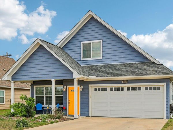 2415 Wilson ST , Bastrop, TX 78602