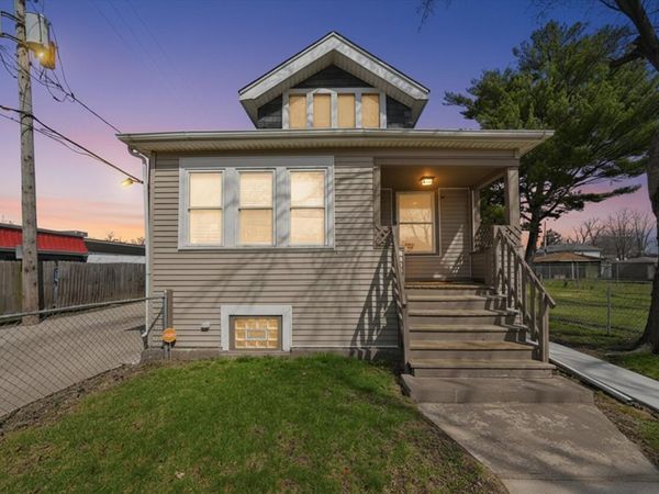 742 W 117th Street , Chicago, IL 60628