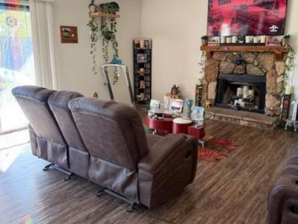 3141 E CHARLESTON Avenue, Phoenix, AZ 85032