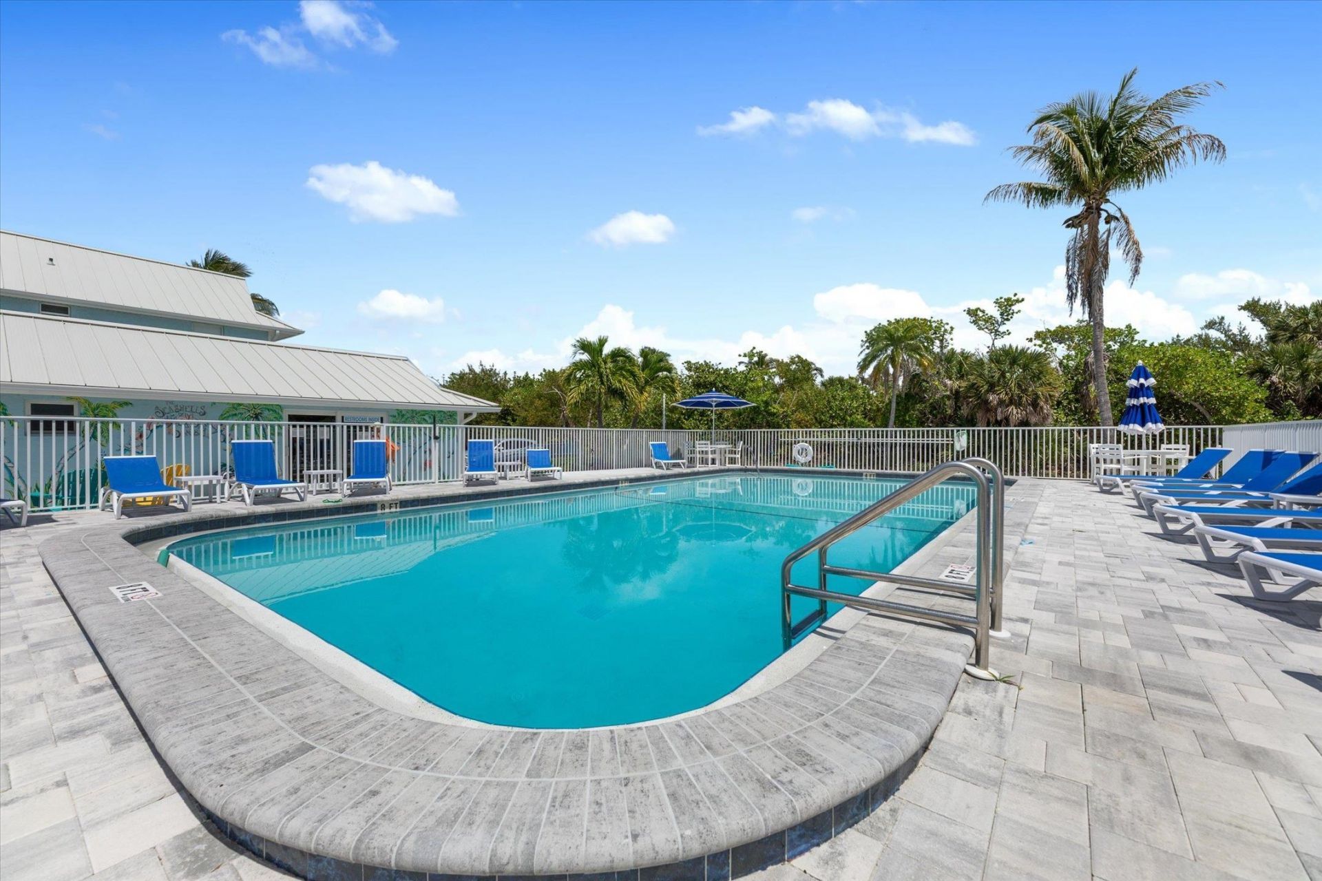 2840 W Gulf Dr, Unit 38, Sanibel, FL 33957 Photo