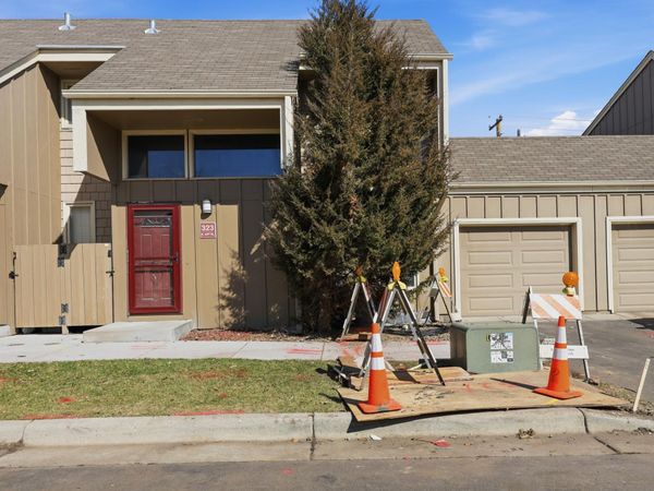 323 E 43rd Street, Minneapolis, MN 55409