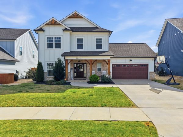 10435 Magnolia Farm Drive, Apison, TN 37302