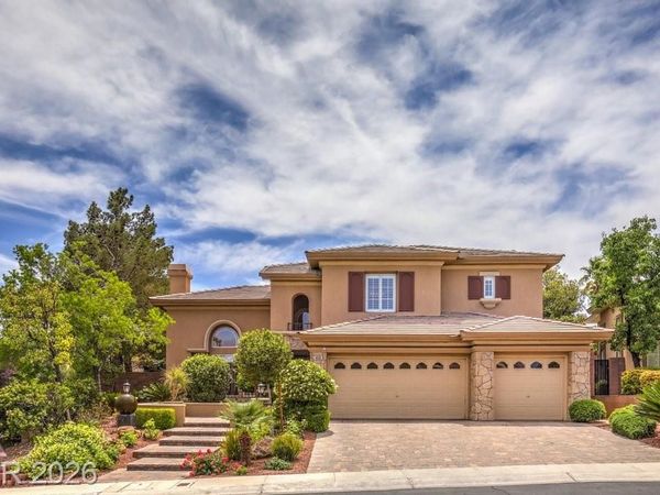 10201 Owls Peak Court, Las Vegas, NV 89144