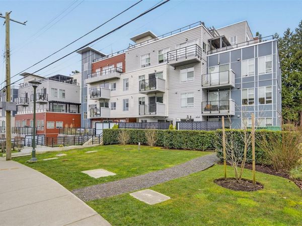 1450 Glentana Rd, Unit 303, View Royal, BC V9A 2P8