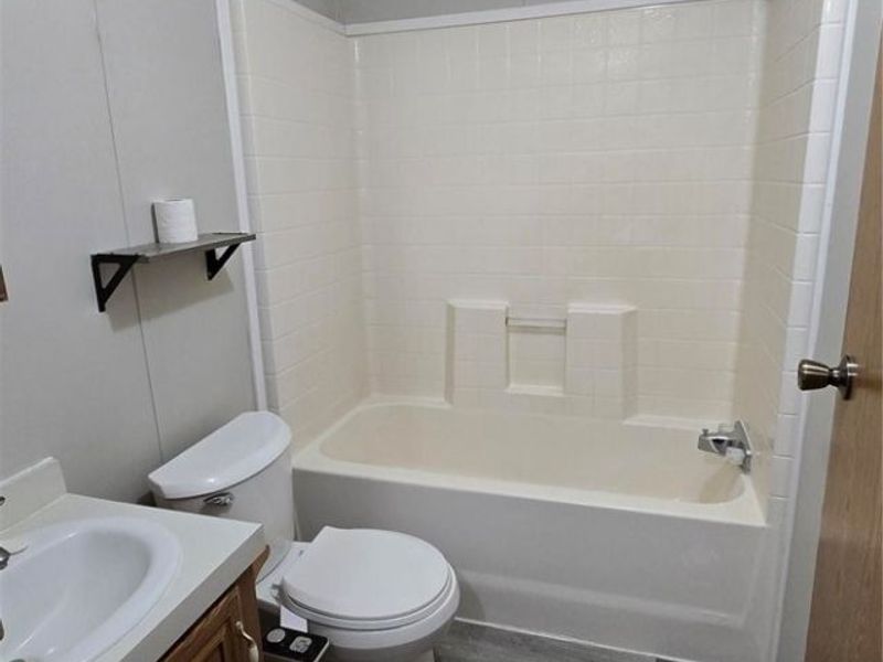 14740 Oak Grove Drive, Unit 26, Doylestown, OH 44230 Photo 13