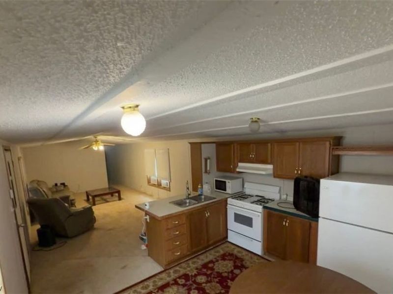 14740 Oak Grove Drive, Unit 26, Doylestown, OH 44230 Photo 22