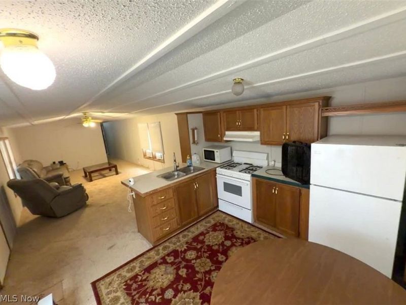 14740 Oak Grove Drive, Unit 26, Doylestown, OH 44230 Photo 23