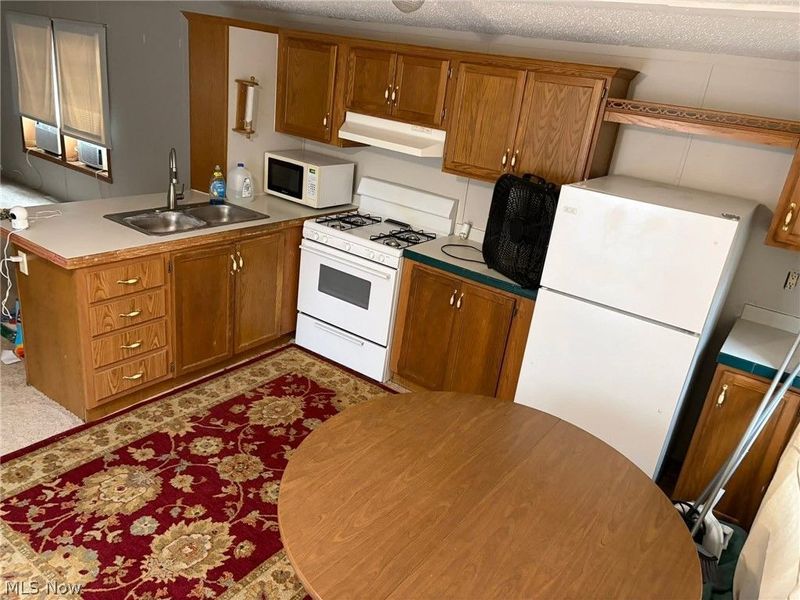 14740 Oak Grove Drive, Unit 26, Doylestown, OH 44230 Photo 24