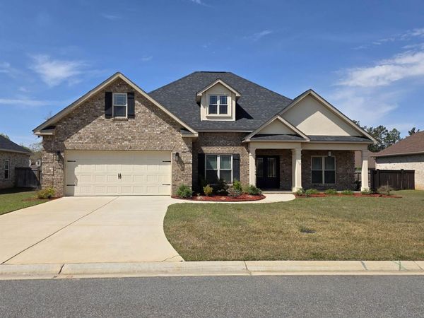 118 Brook Hollow Court, Kathleen, GA 31047