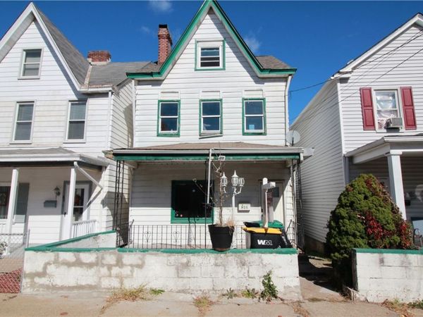 814 Etna St, Mc Kees Rocks, PA 15136