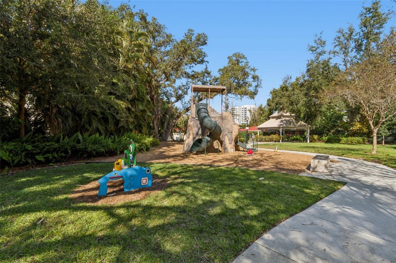 1685 Laurel Street , Unit 3, Sarasota, FL 34236 Photo