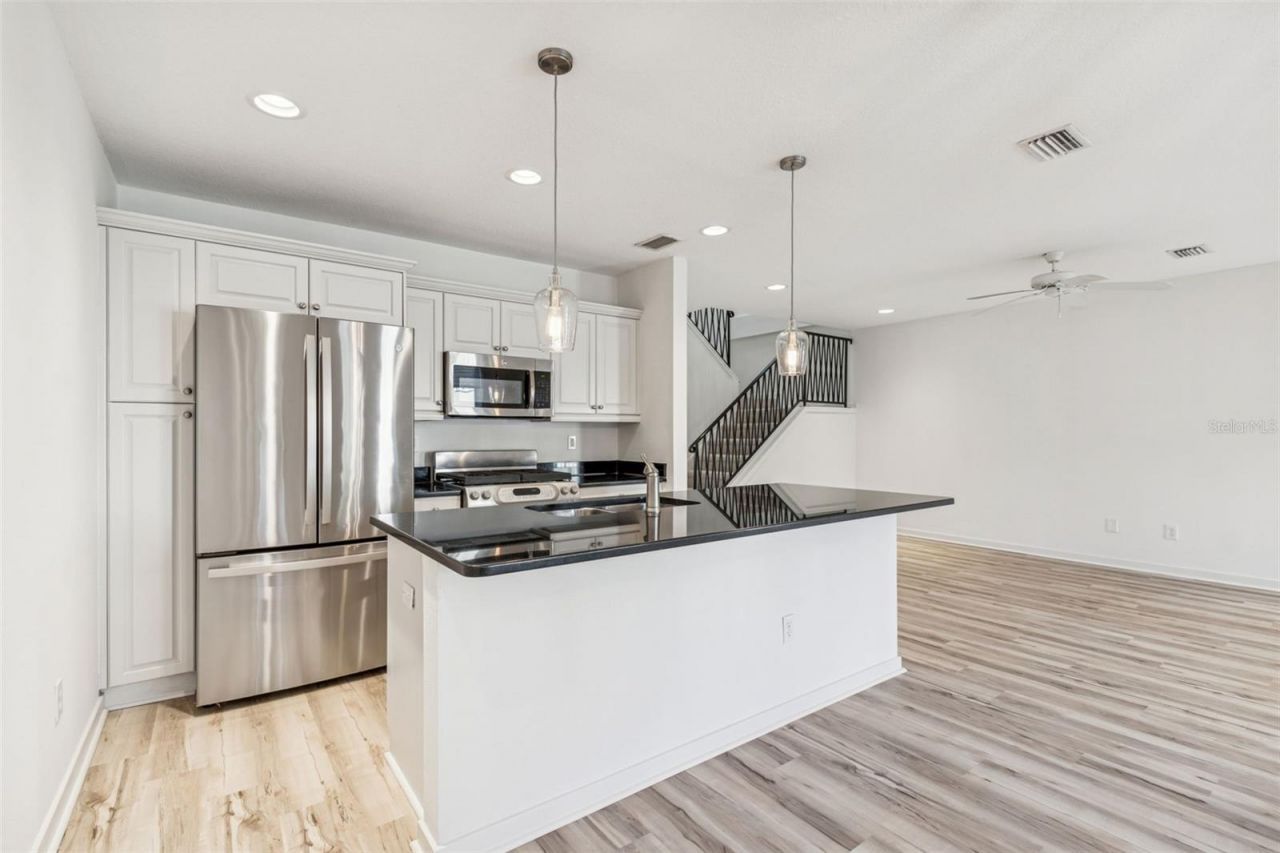 1685 Laurel Street , Unit 3, Sarasota, FL 34236 Photo