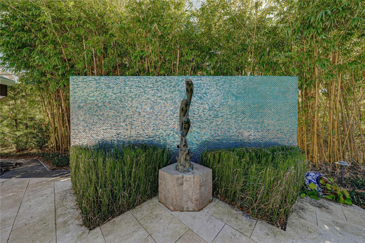 1200 45th Avenue N, Saint Petersburg, FL 33703 Photo