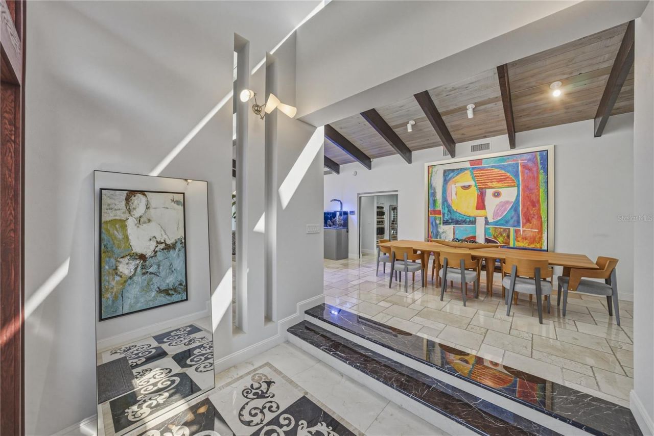 1200 45th Avenue N, Saint Petersburg, FL 33703 Photo