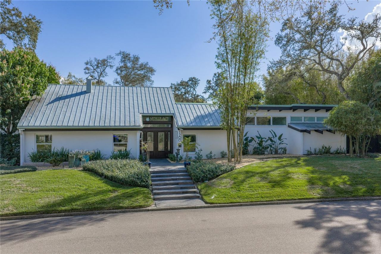 1200 45th Avenue N, Saint Petersburg, FL 33703 Photo