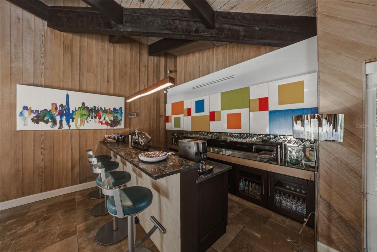 1200 45th Avenue N, Saint Petersburg, FL 33703 Photo