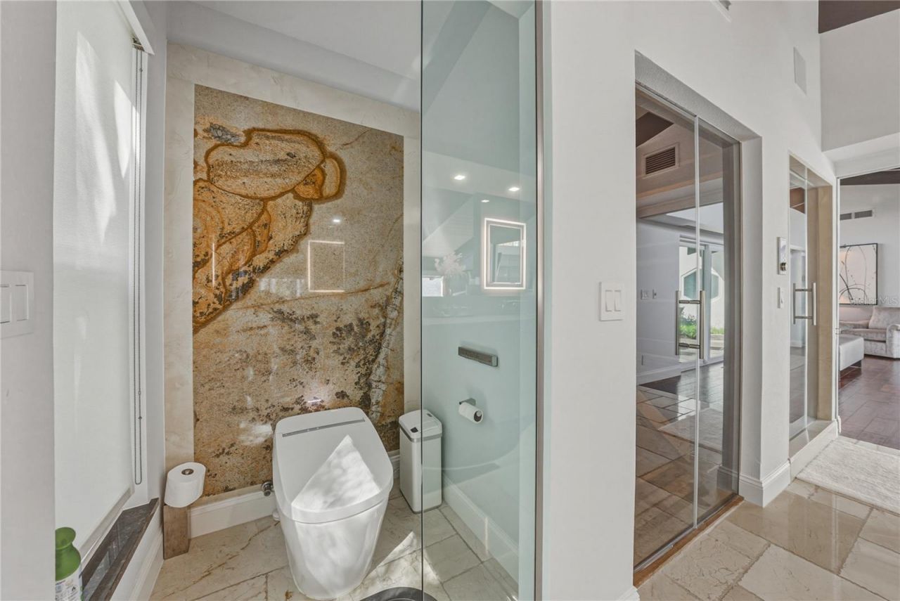 1200 45th Avenue N, Saint Petersburg, FL 33703 Photo