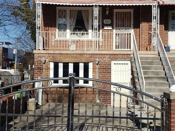 260 Swinton Avenue , Bronx, NY 10465