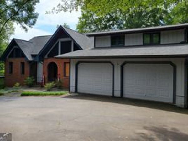 45 Surrey Chase Drive, Social Circle, GA 30025