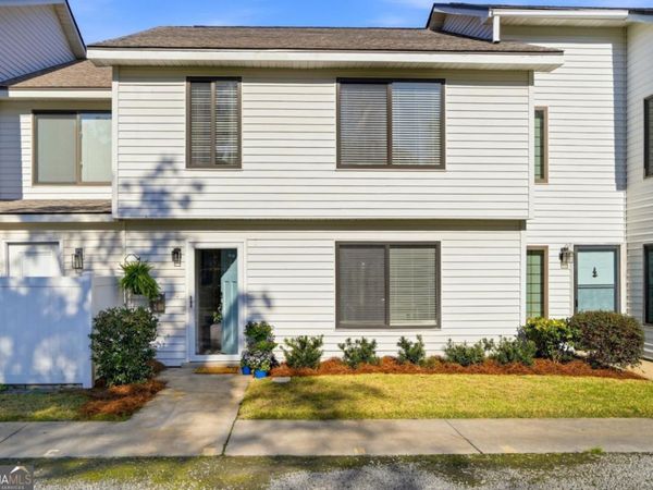 805 Mallery Street, Unit B, St. Simons, GA 31522