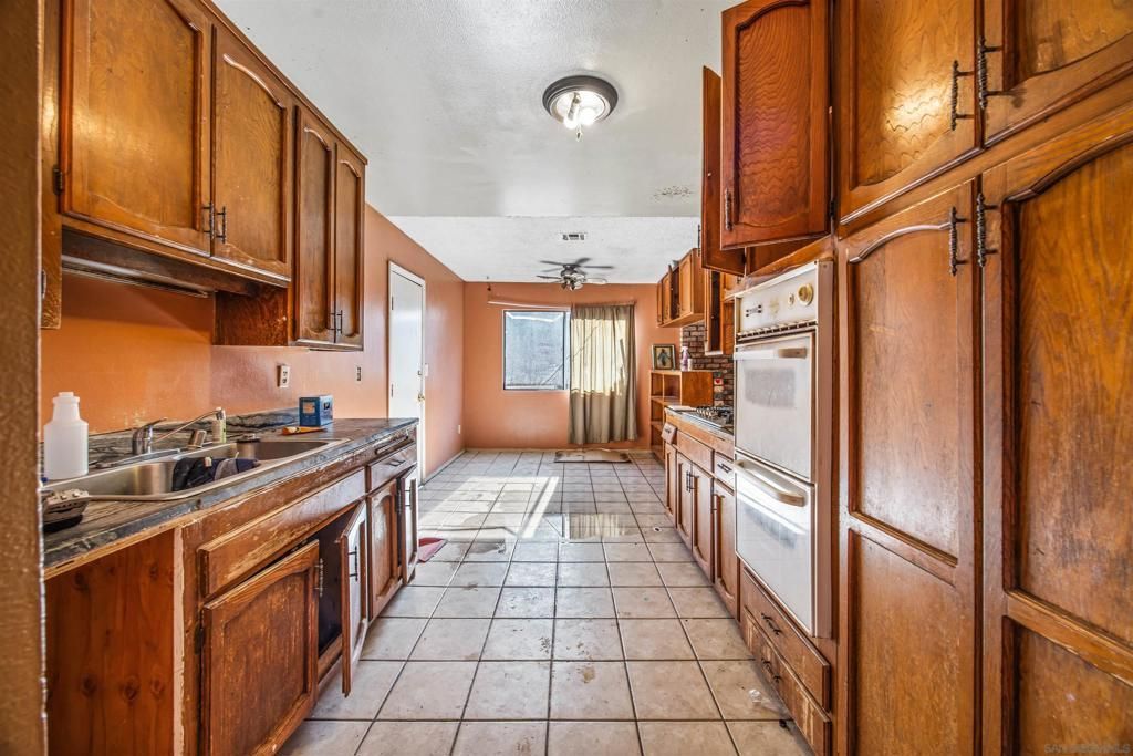 9048 Gideon Cir. S, Lakeside, CA 92040 Main Photo