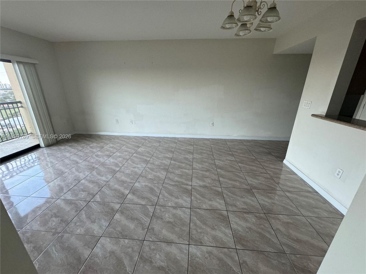 4242 NW 2nd St, Unit 1407, Miami, FL 33126 Photo