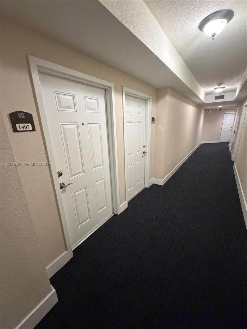 4242 NW 2nd St, Unit 1407, Miami, FL 33126 Photo