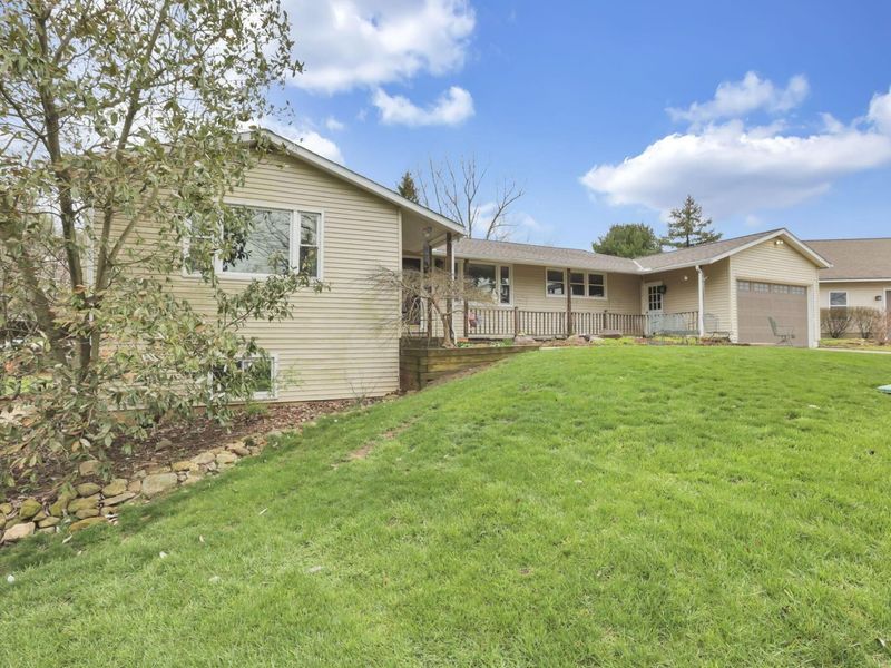 11138 York Road SW, Baltimore, OH 43105 Photo 1