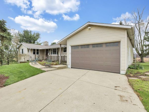 11138 York Road SW, Baltimore, OH 43105