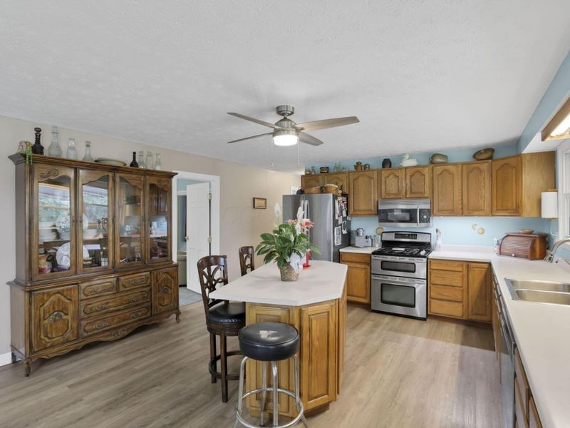 11138 York Road SW, Baltimore, OH 43105 Photo 24