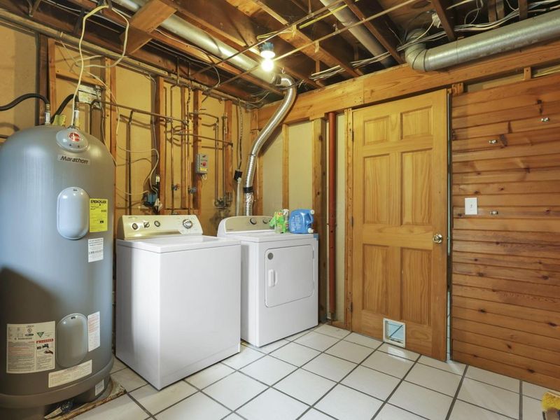 11138 York Road SW, Baltimore, OH 43105 Photo 57