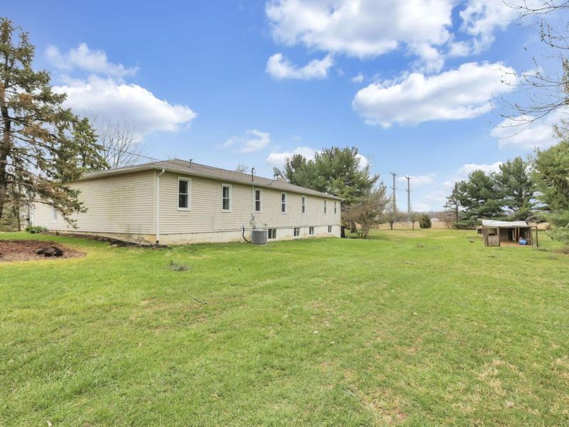 11138 York Road SW, Baltimore, OH 43105 Photo 67