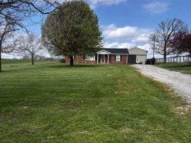 325 Goodlett Road, Salvisa, KY 40372