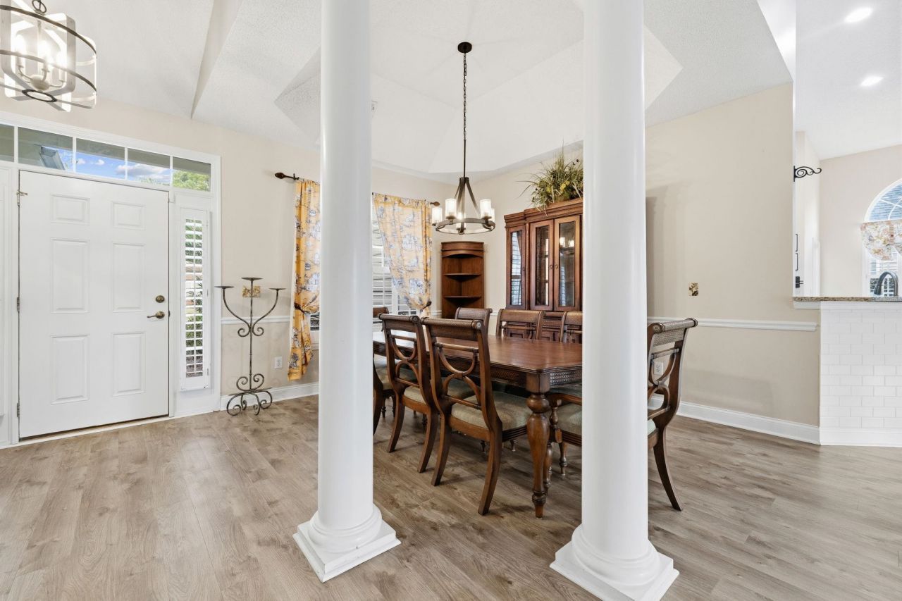 4811 Seabreeze Ln.  Photo 10