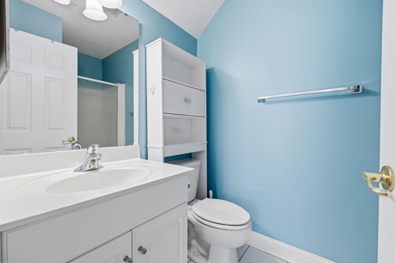 4811 Seabreeze Ln.  Photo 32