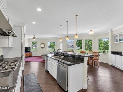 1636 Robb Drive, Carson City, NV 89703 Photo